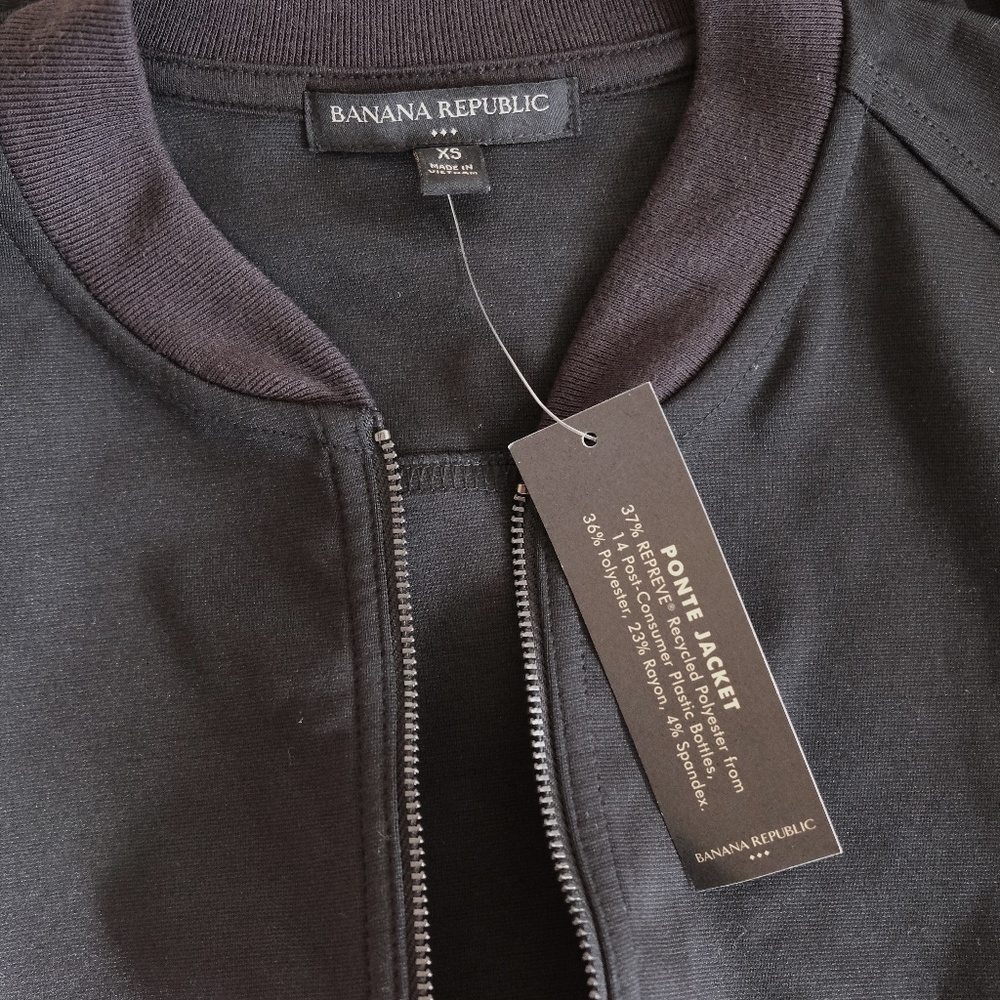 Midweight Bomber Jacket - Picture 4 of 4